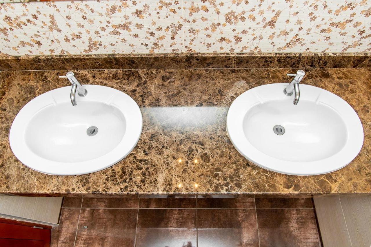 Lc Hoteles Piura Bagian luar foto